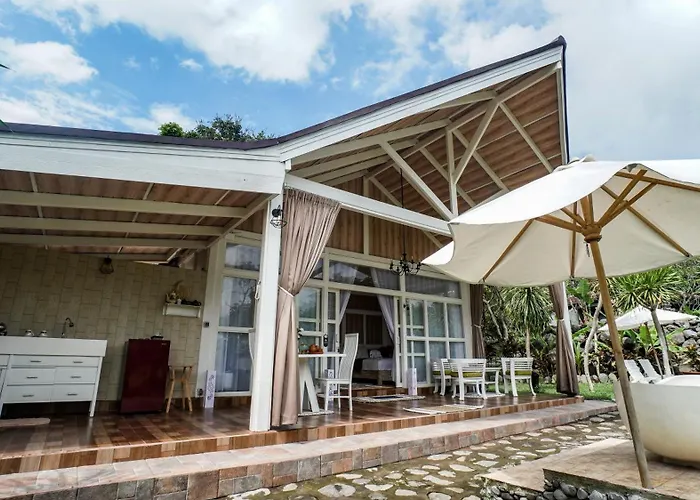 Hotel The River Island Sidemen (Bali)